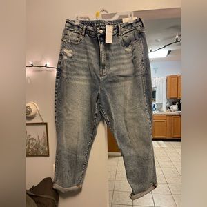 American Eagle Curvy Mom Jeans